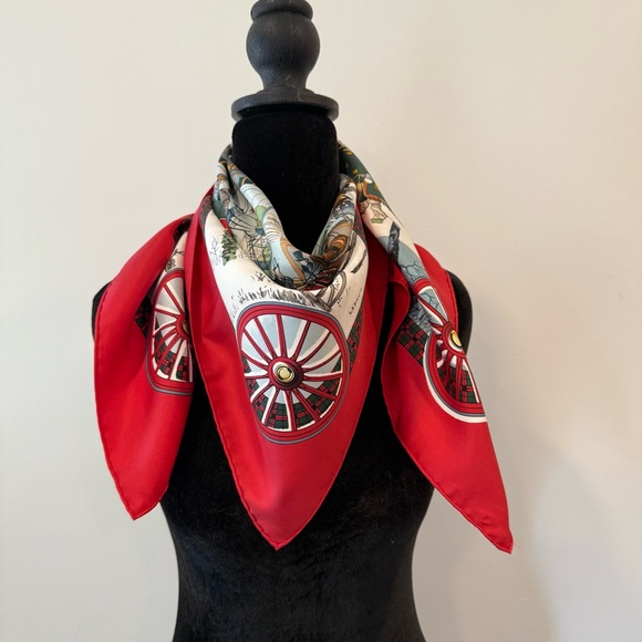 Authentic Hermes Vintage Holiday Silk Scarf with Red and Green Accents - Picture 10 of 11